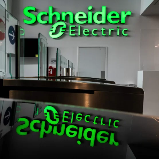 SCHNEIDER